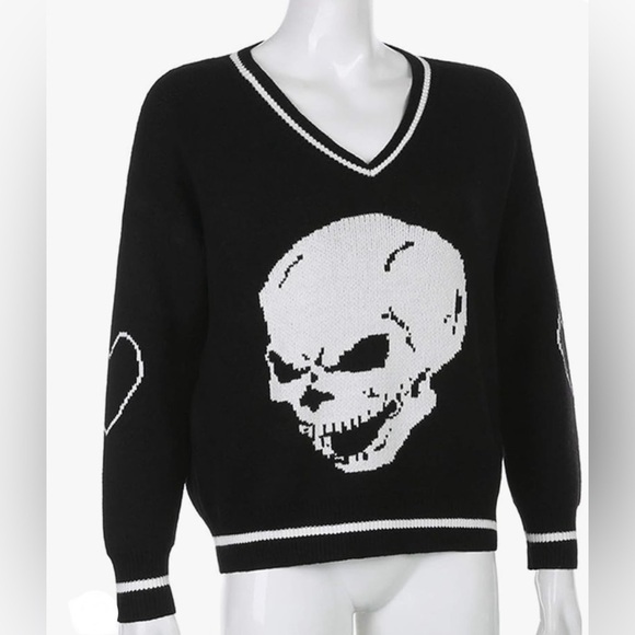 Black Skull Casual Long Sleeve Knitted Sweater Large - Picture 1 of 9